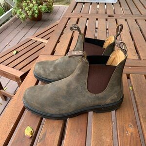 Blundstone 585 Boots in rustic brown men’s size 12